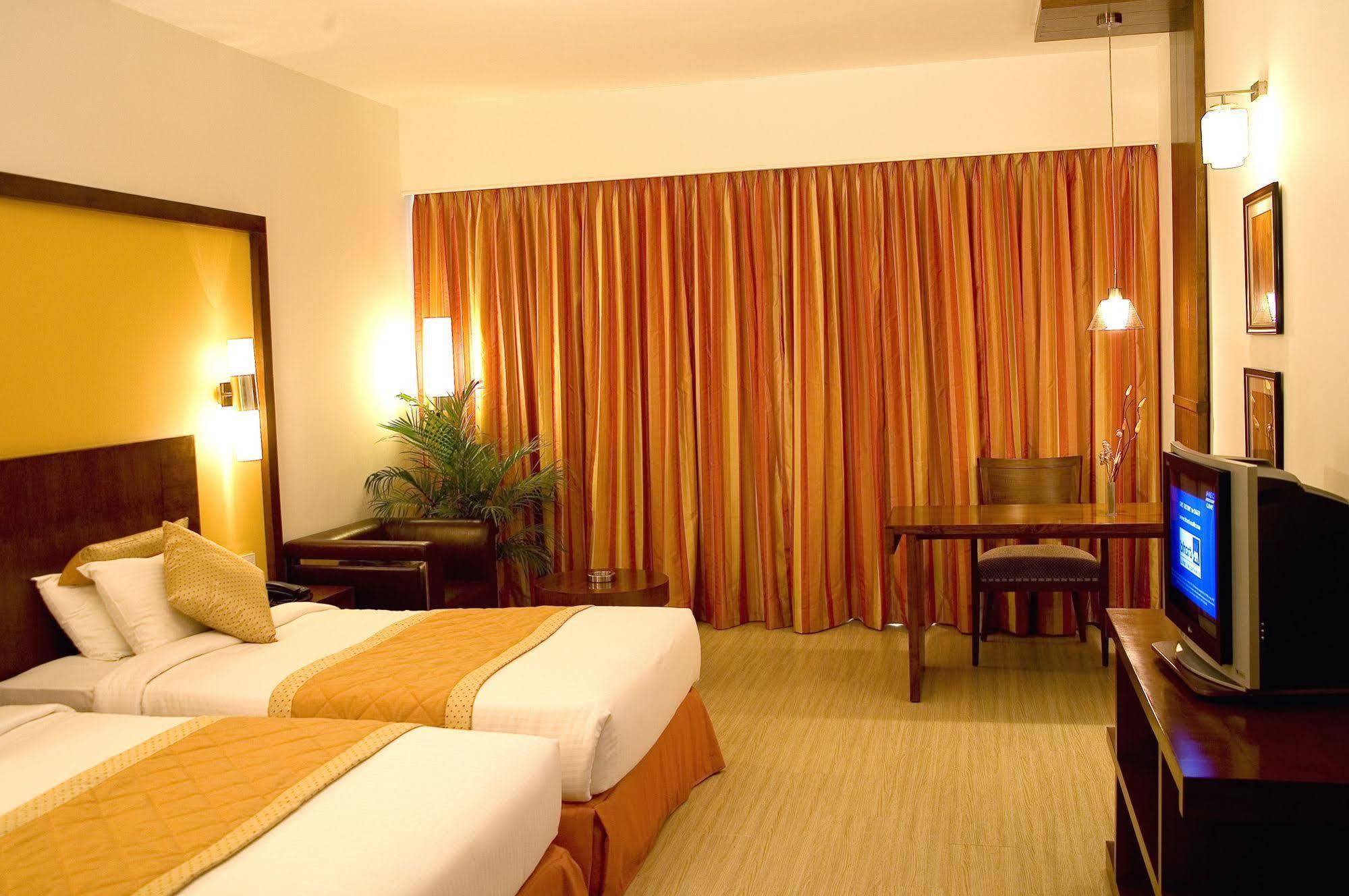 Evoma Hotel Bangalore Luaran gambar