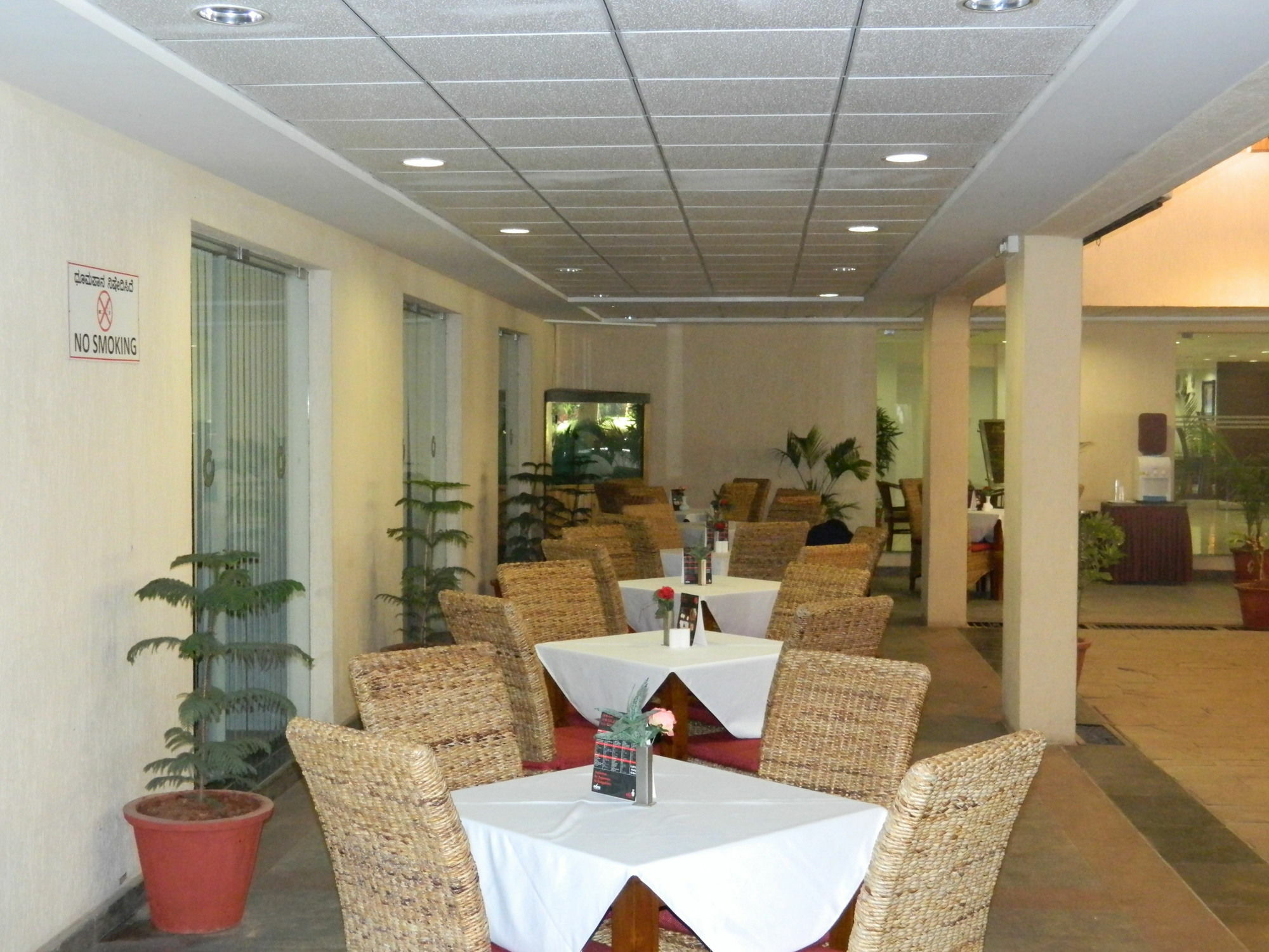 Evoma Hotel Bangalore Luaran gambar